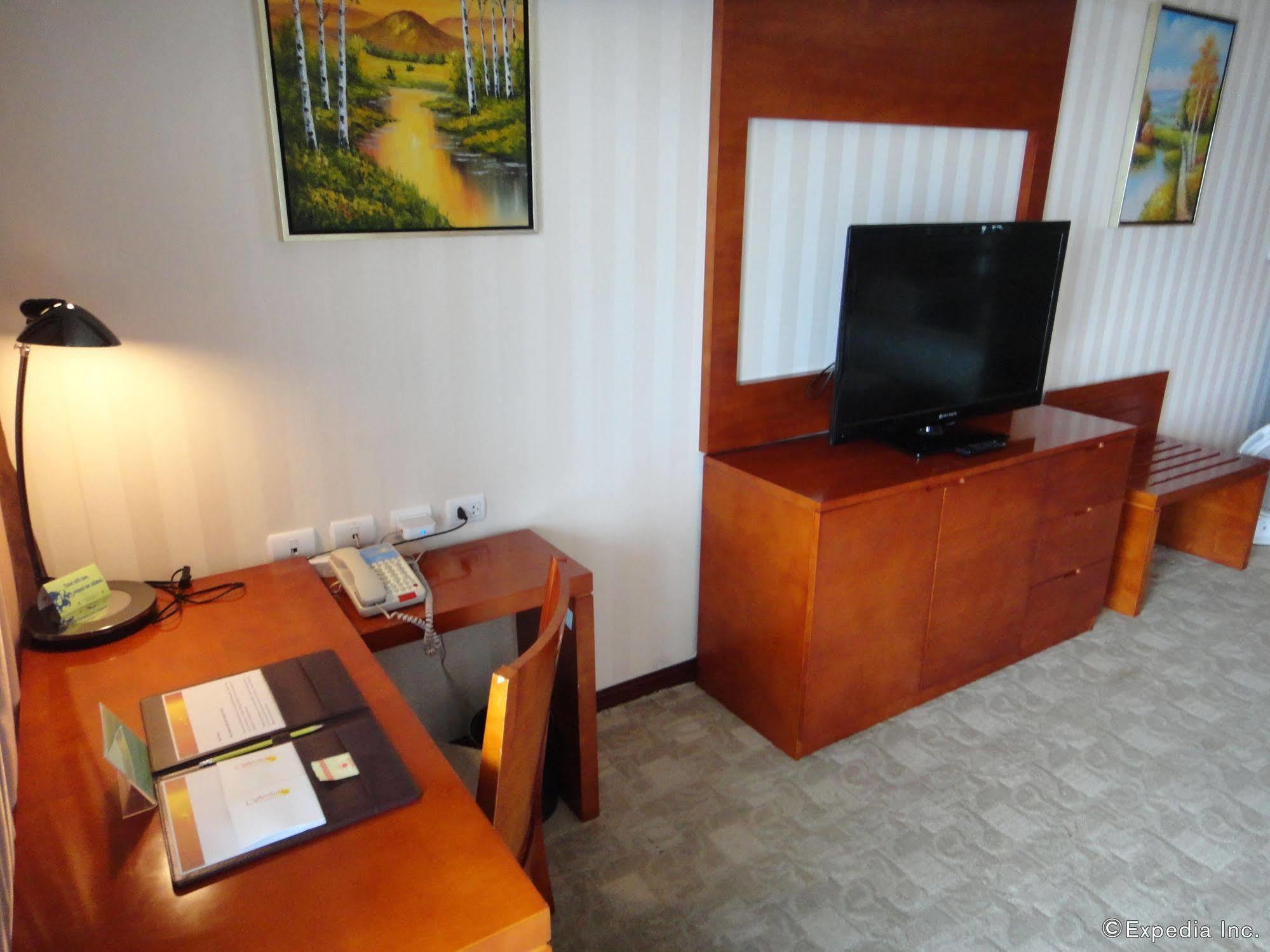 Sunlight Hotel Пуэрто-Принцеса Экстерьер фото